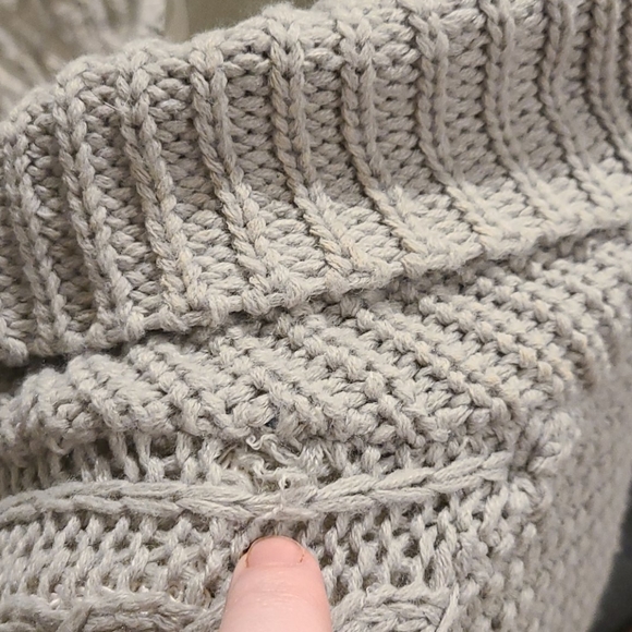 Suzy Shier Grey cable knit collared sweater - Picture 4 of 6